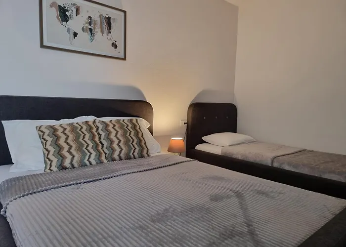 Apartments Vranes Tivat